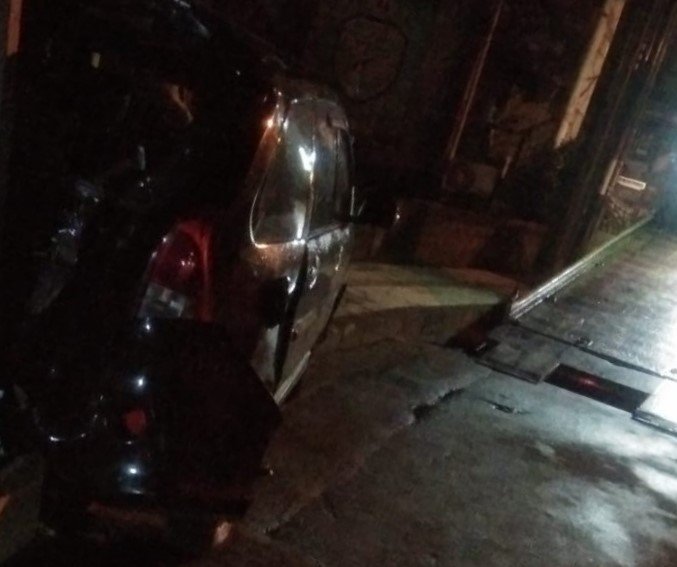 Diserempet Mobil Avanza, Pejalan Kaki Terpental Lima Meter